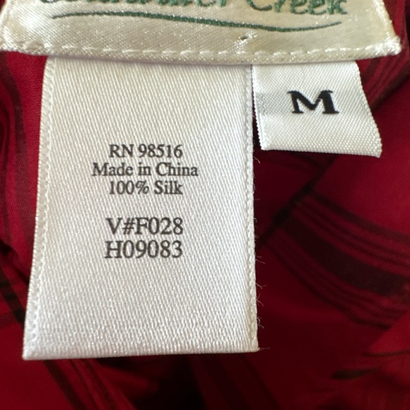 ColdWater Creek 100% Silk Holiday Red and Black Plaid Shirt Size Medium EUC - Picture 3 of 4